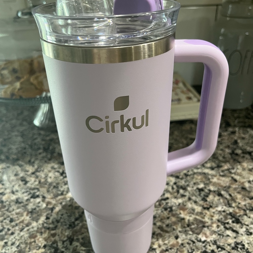 Cirkul Lilac All-Day StrawSip Insulated Tumbler with Handle